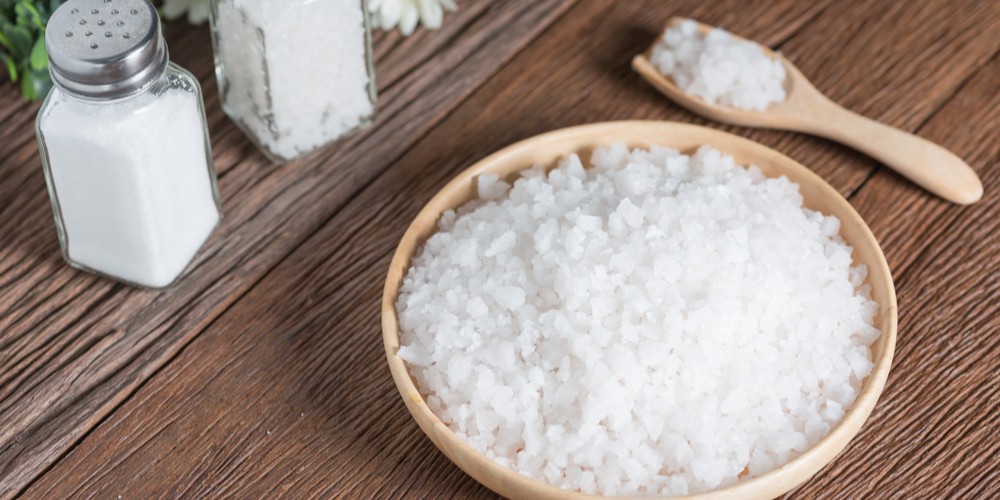 Epsom salt bath for pilonidal cyst