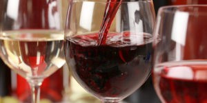 Red wine pouring
