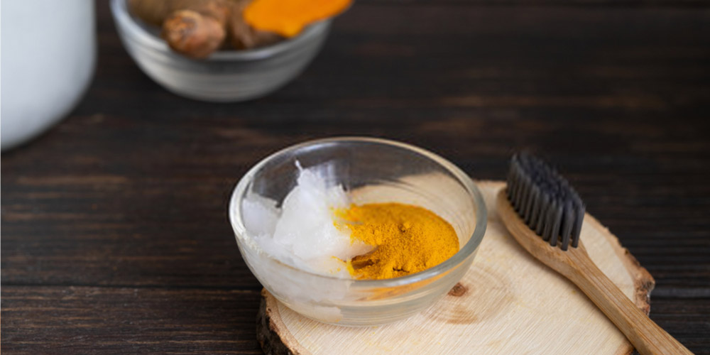 Turmeric with coconut oil for hemorrhoids