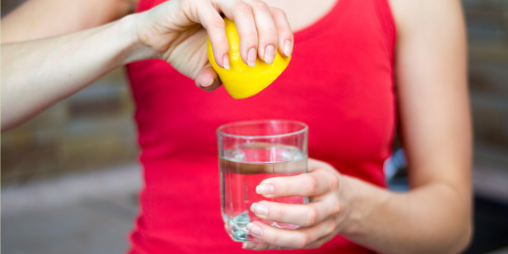 dissolve kidney stones with lemon juice