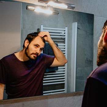 Delhi Hair Transplant Death Claim Type  Procedure  All You Need To Know   गज सर पर बल पन क चहत मत क मह म न धकल द  Dainik Bhaskar